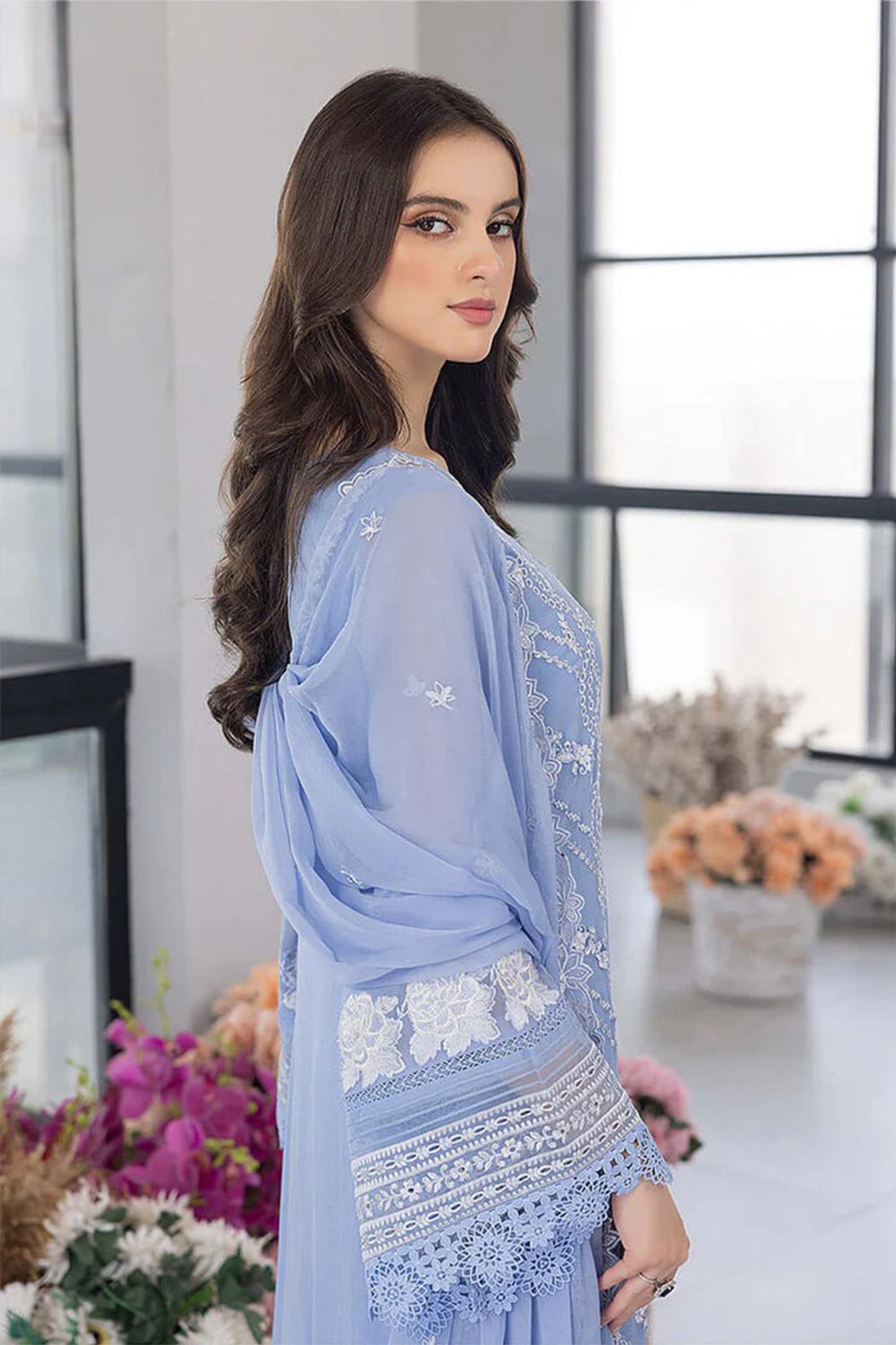 ZN1123- WINTER AZURE -Embroidered 3pc organza dress with organza duppata