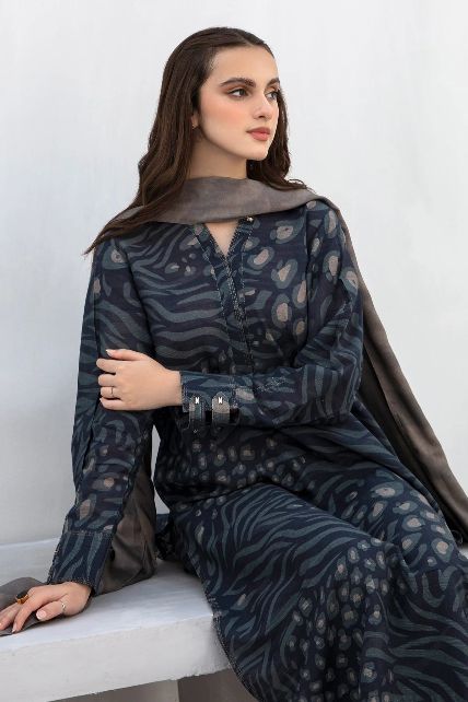 ZN1228 Winter 3PC Karandi Digital Print Dress - ZoniyaClothing