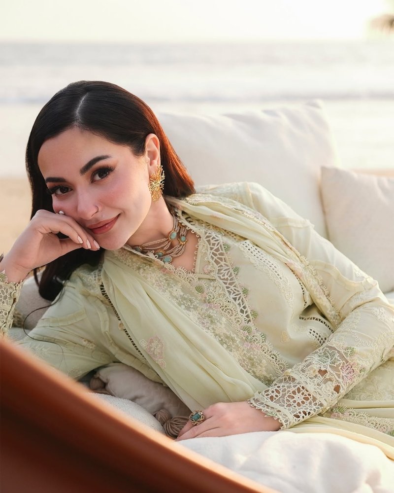 zn1313 Summer - 3PC LAWN CHIKANKARI EMB SHIRT WITH CHIFFON EMB DUPATTA - ZoniyaClothing