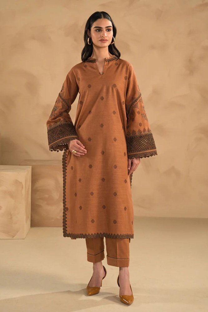 ZN631 - WINTER 3PC Dhanak Embroidered suit with Printed Shawll - ZoniyaClothing