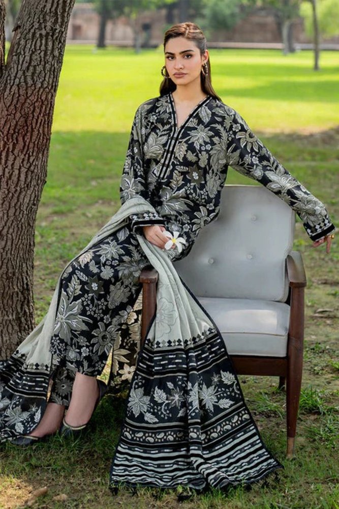 ZN950 - Baroque Winter 3PC Dhanak Karandi Printed Suit - ZoniyaClothing