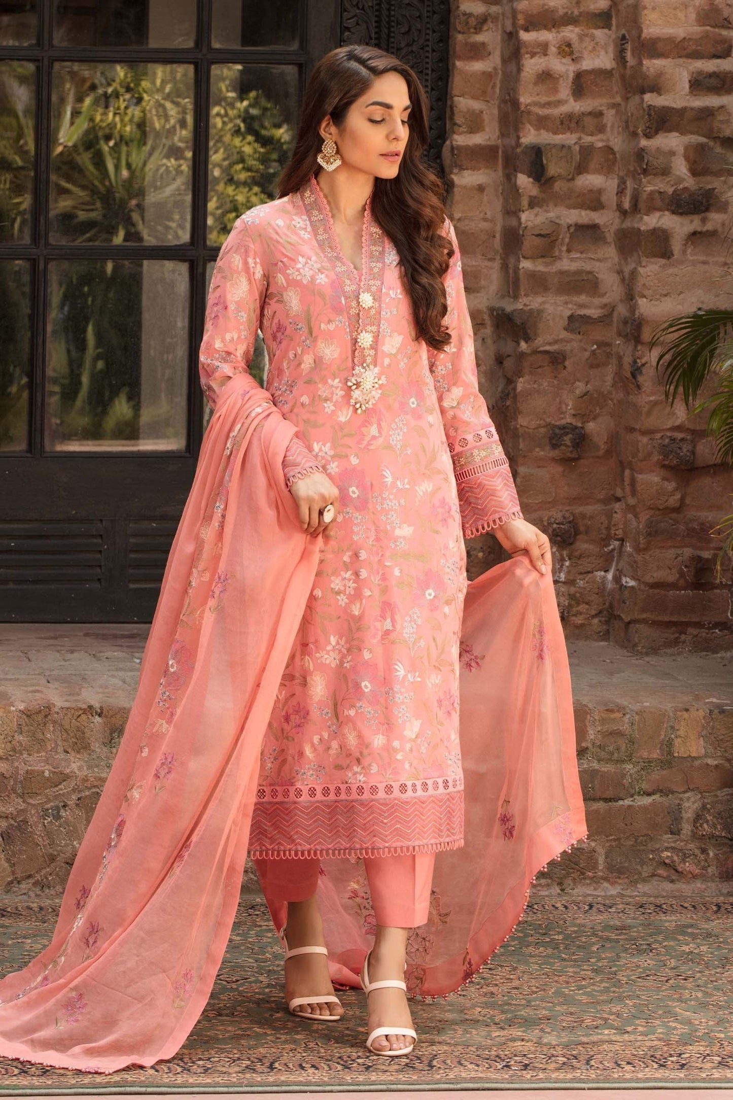 ZN009-Bareeze -Embroided 3pc Lawn dress with embroidered chiffon dupatta
