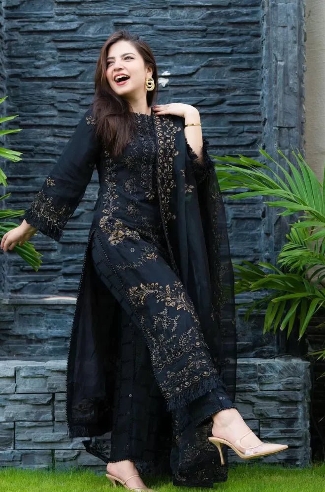 ZN005 - NISA - 3PC Lawn Embroidered Shirt With Chiffon Embroidered Dupatta - ZoniyaClothing