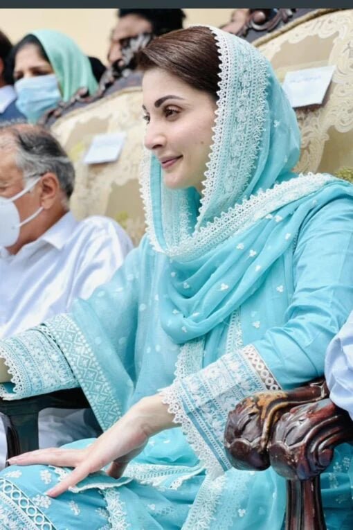 ZN008 - Maryam Nawaz Lawn MN - 756 – 3Pcs Embroidered Lawn ZN008 - ZoniyaClothing