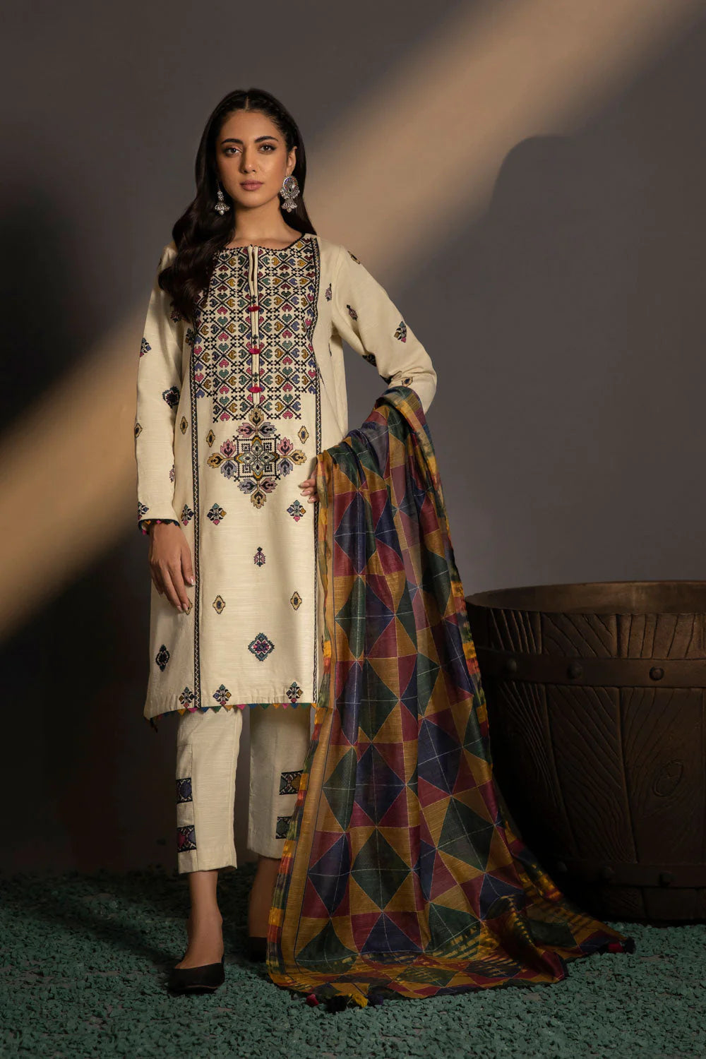 ZN584-WINTER 3PC Khaddar Embroidered Suit with Printed Wool Shawll