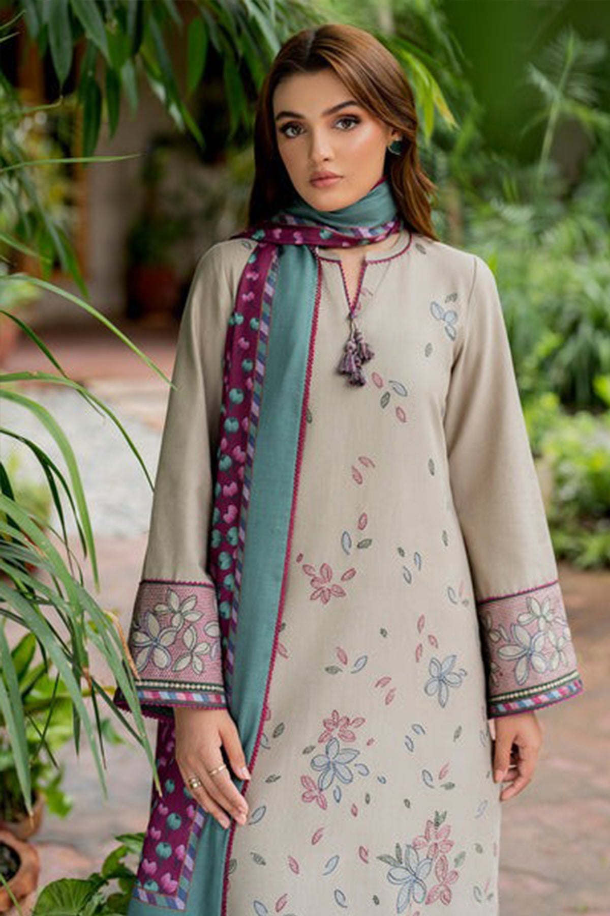 ZN818-WINTER 3PC Dhannak Embroidered suit with Printed Shawll