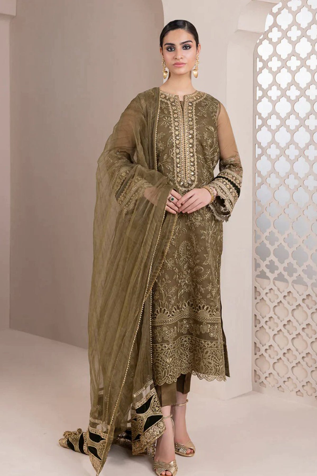 ZN728-BAROQUE-Embroidered 3pc organza dress with organza duppata