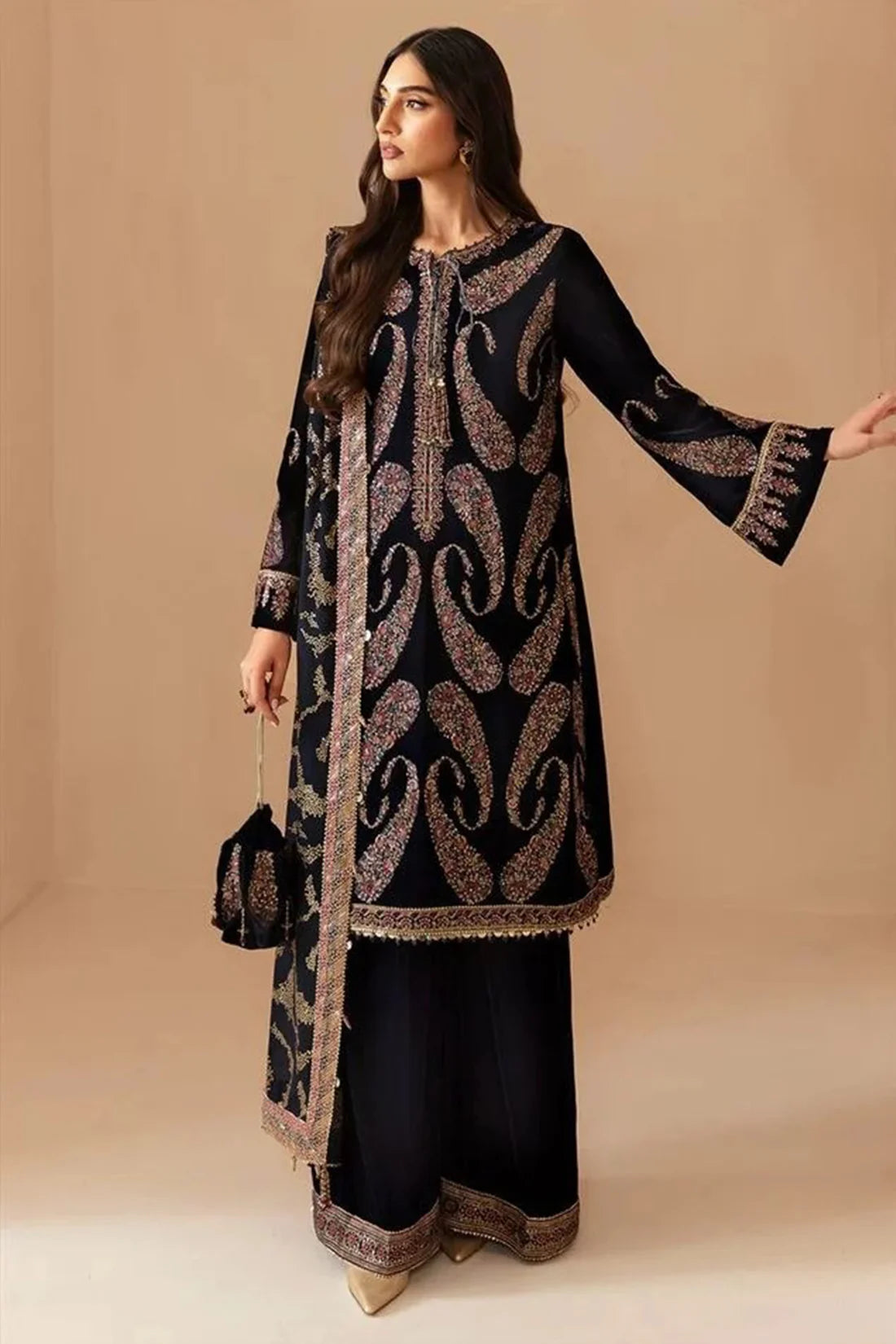 ZN1101 Velvet Winter Embroidered 3 Piece Dress With Organza embroidered Dopata