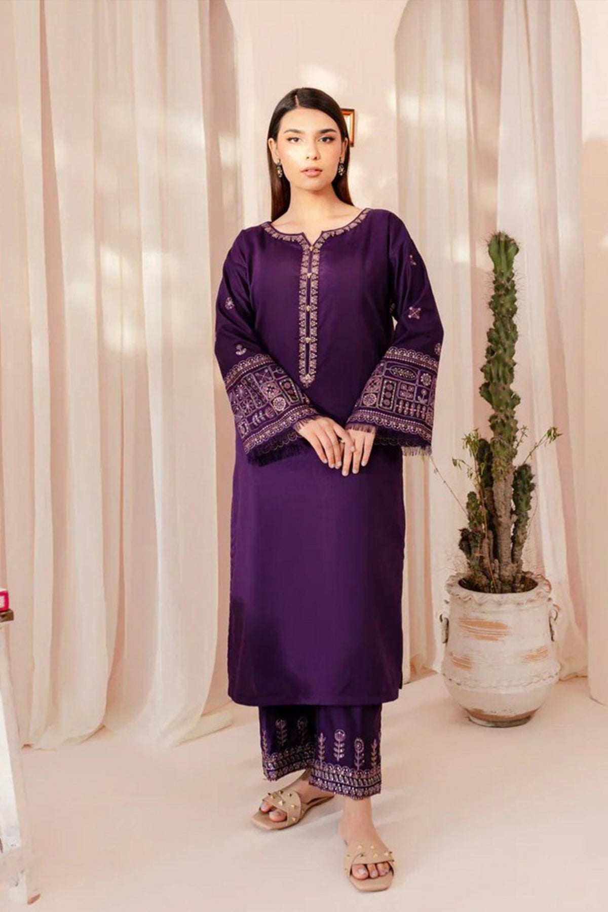 ZN881 - 2PC dhank wool Embroidered Suit