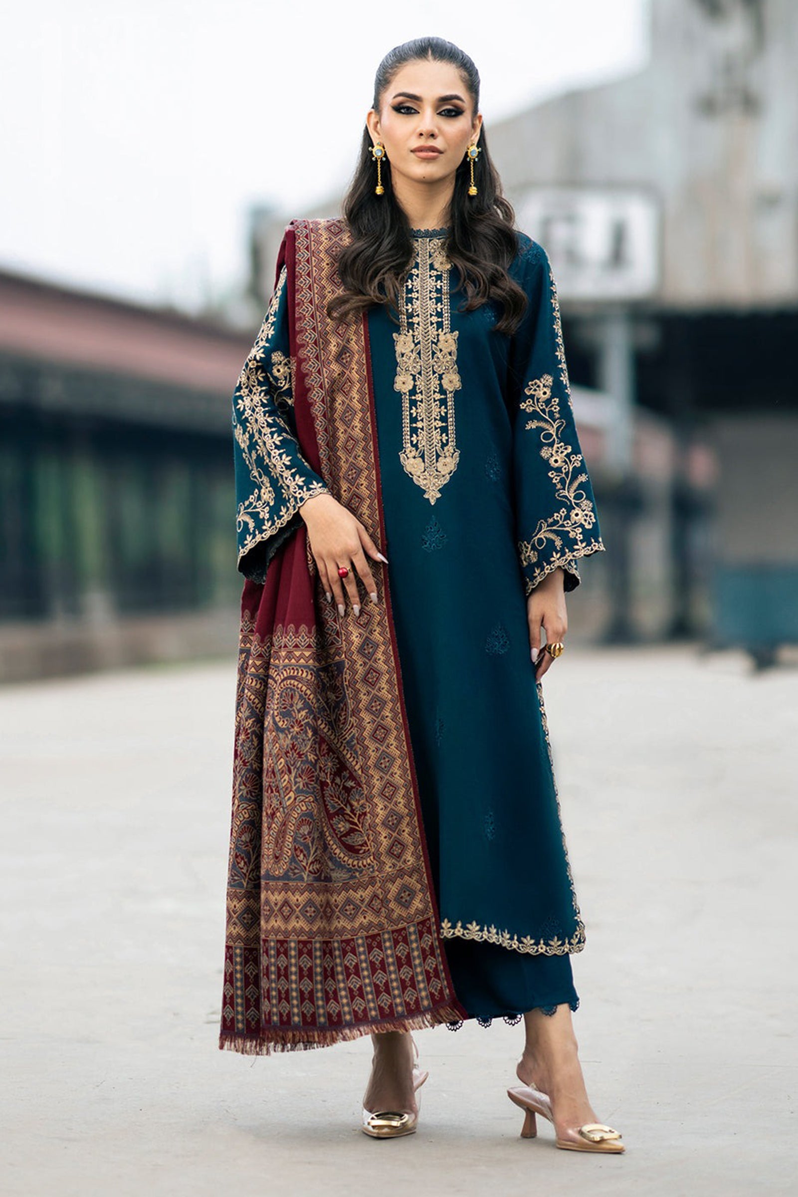 ZN1109 Jazmin - Winter 3PC Dhanak Embroidered Suit