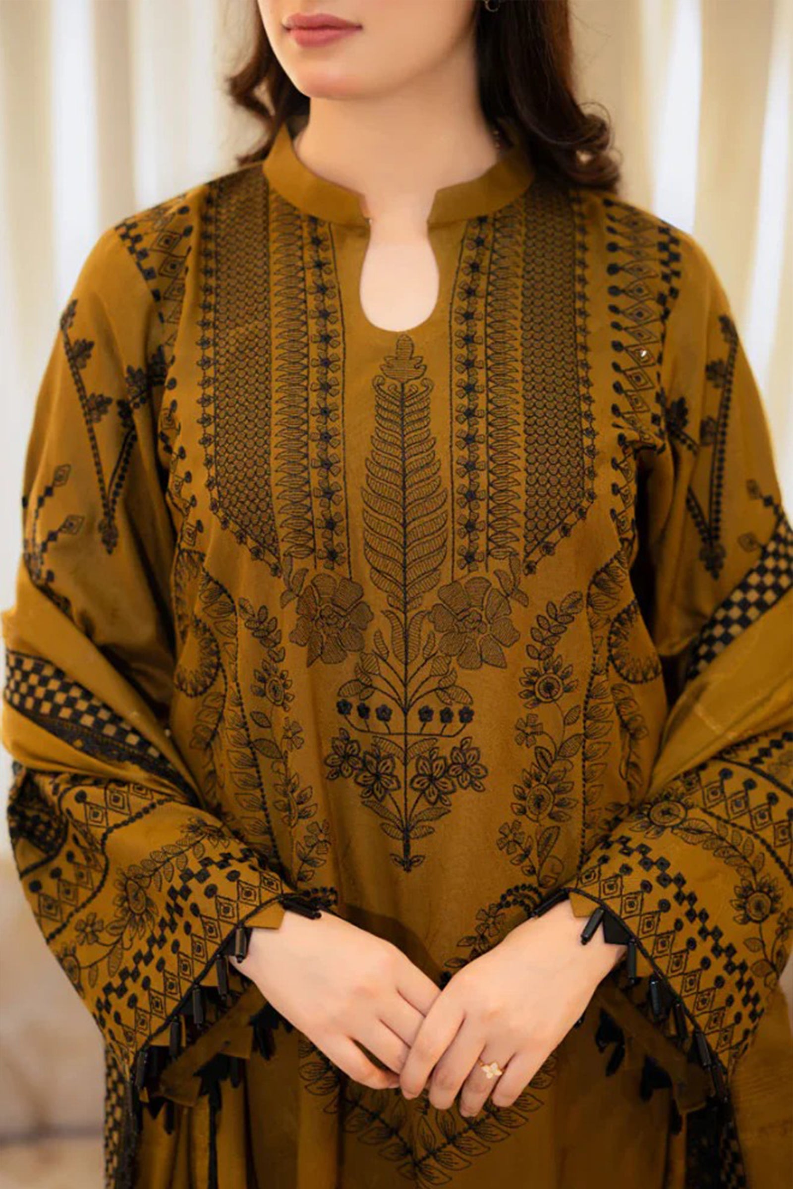 ZN1110-WINTER 3-Pc Embroidered Dhanak Suit with Heavy Embroidered Dhanak Shawll