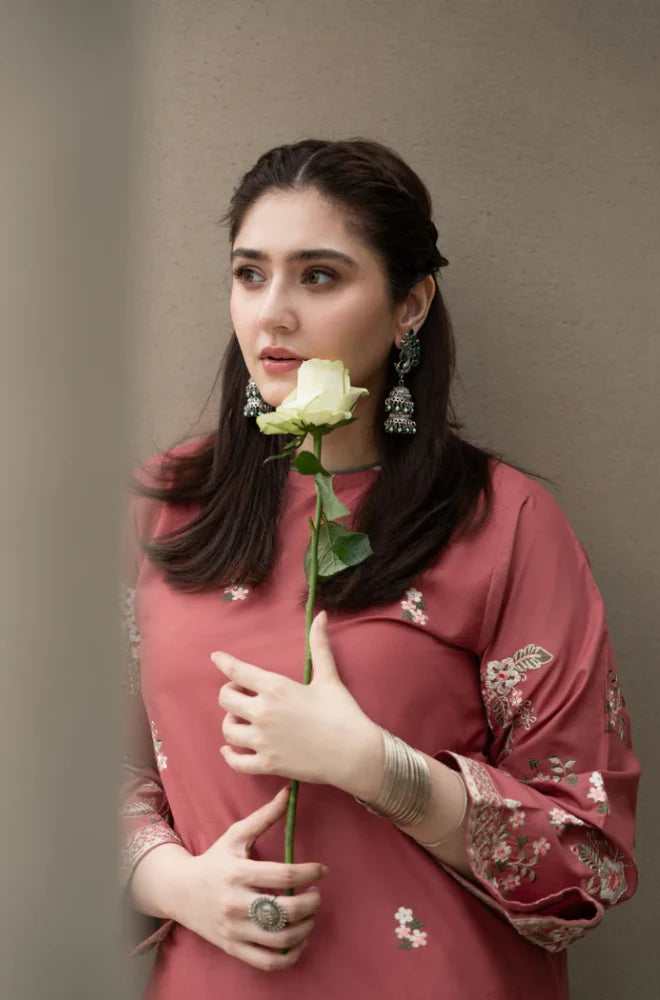 ZN1065 - Urge - 2PC Lawn Embroidered Suit