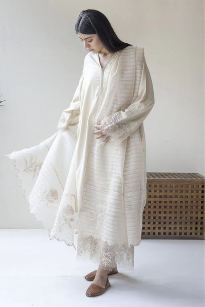 ZN735-SUMMER 3PC Lawn Embroidered Shirt With Organza Embroidered Dupatta