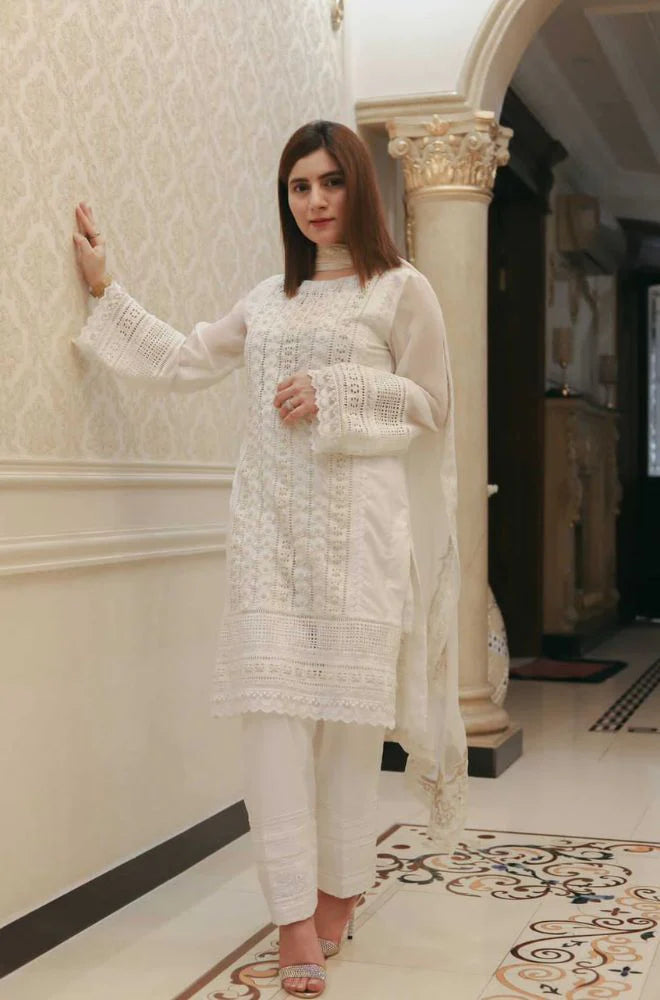 ZN220-Azra Hameed - 3PC Lawn Chiken Kari Embroidered Shirt with Orrganza Embroidered Dupatta and Lawn Trousers