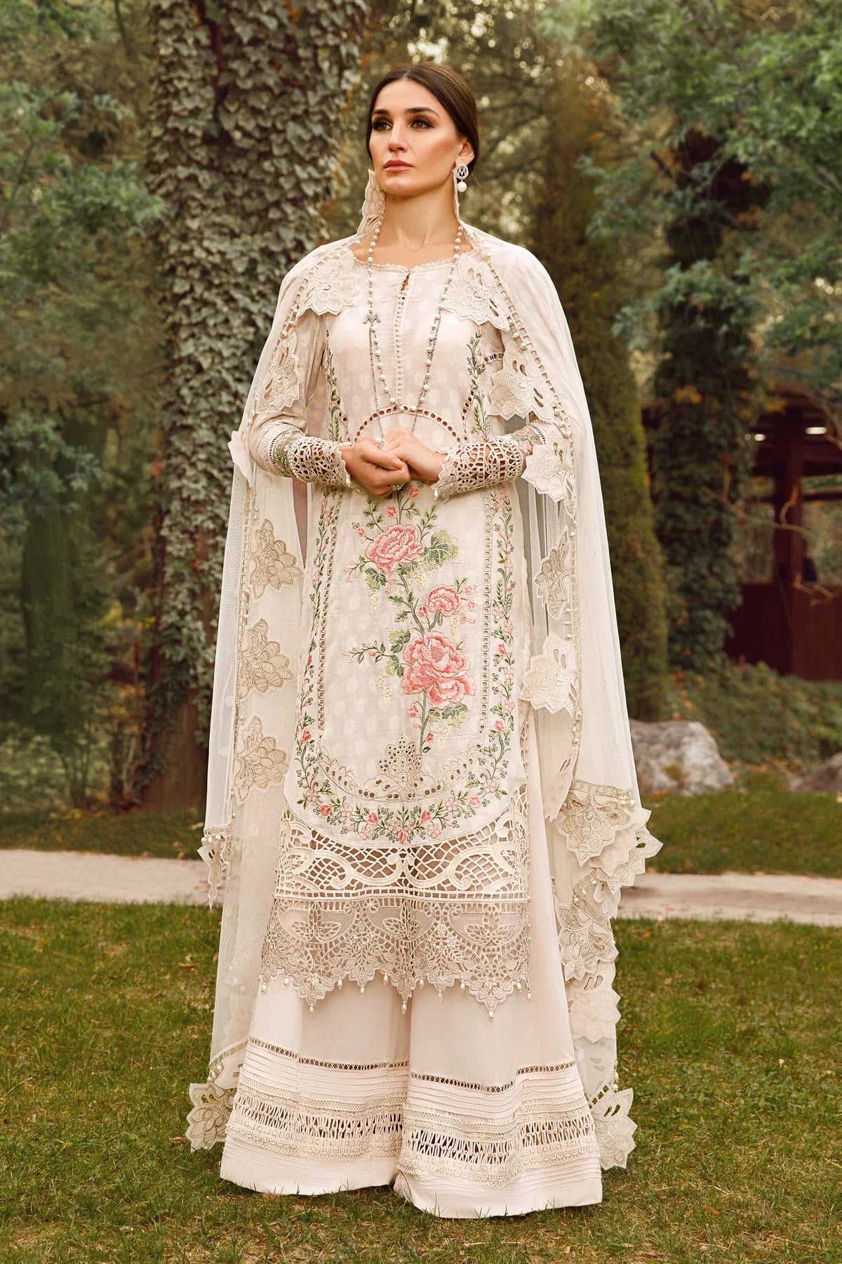 ZN202-3PC Lawn Heavy Embroidered Sequence Work With Organza Embroidered Dupatta