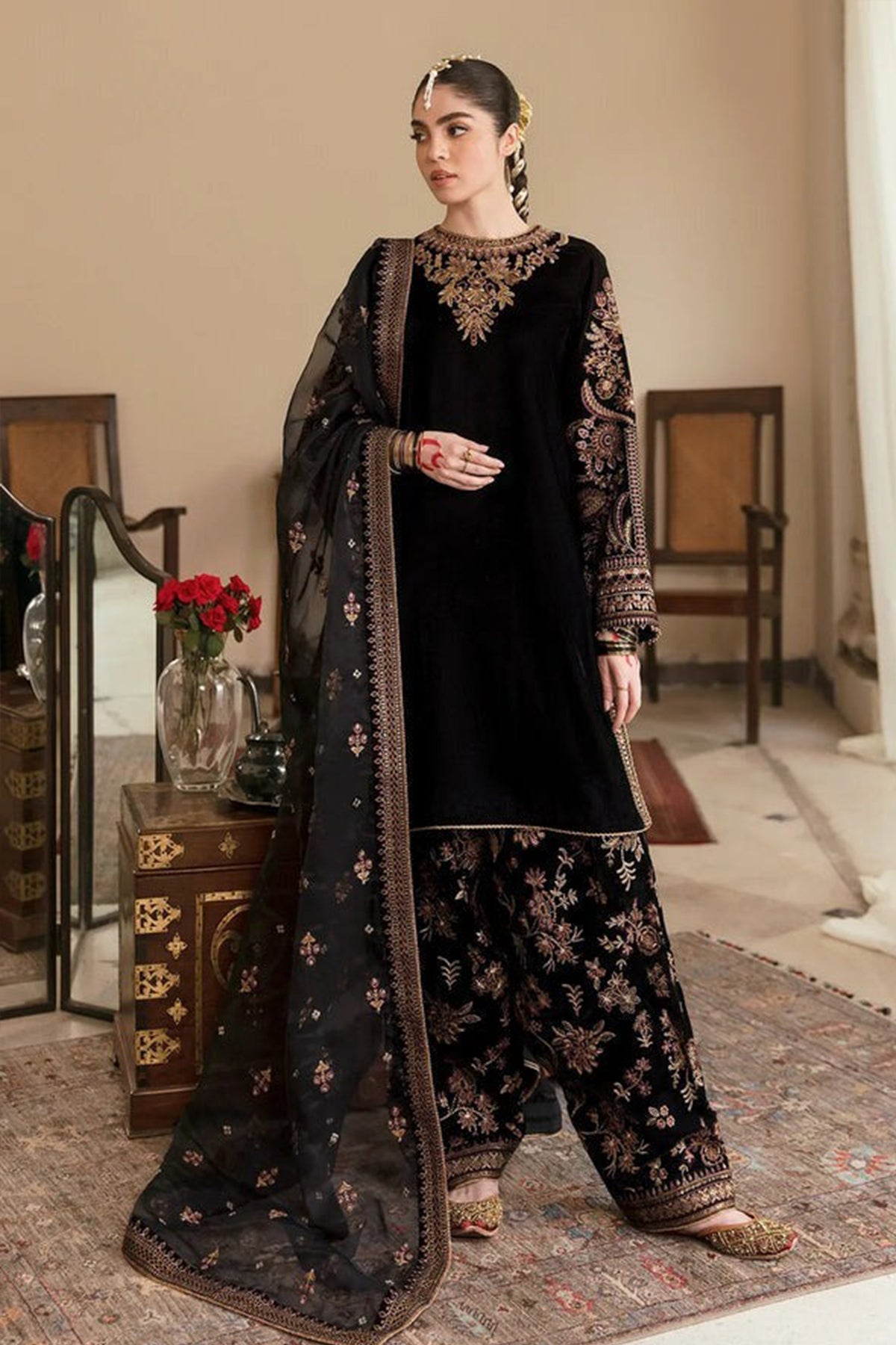 ZN563-Winter Embroidered Velvet Dress With Organza embroidered Dopata