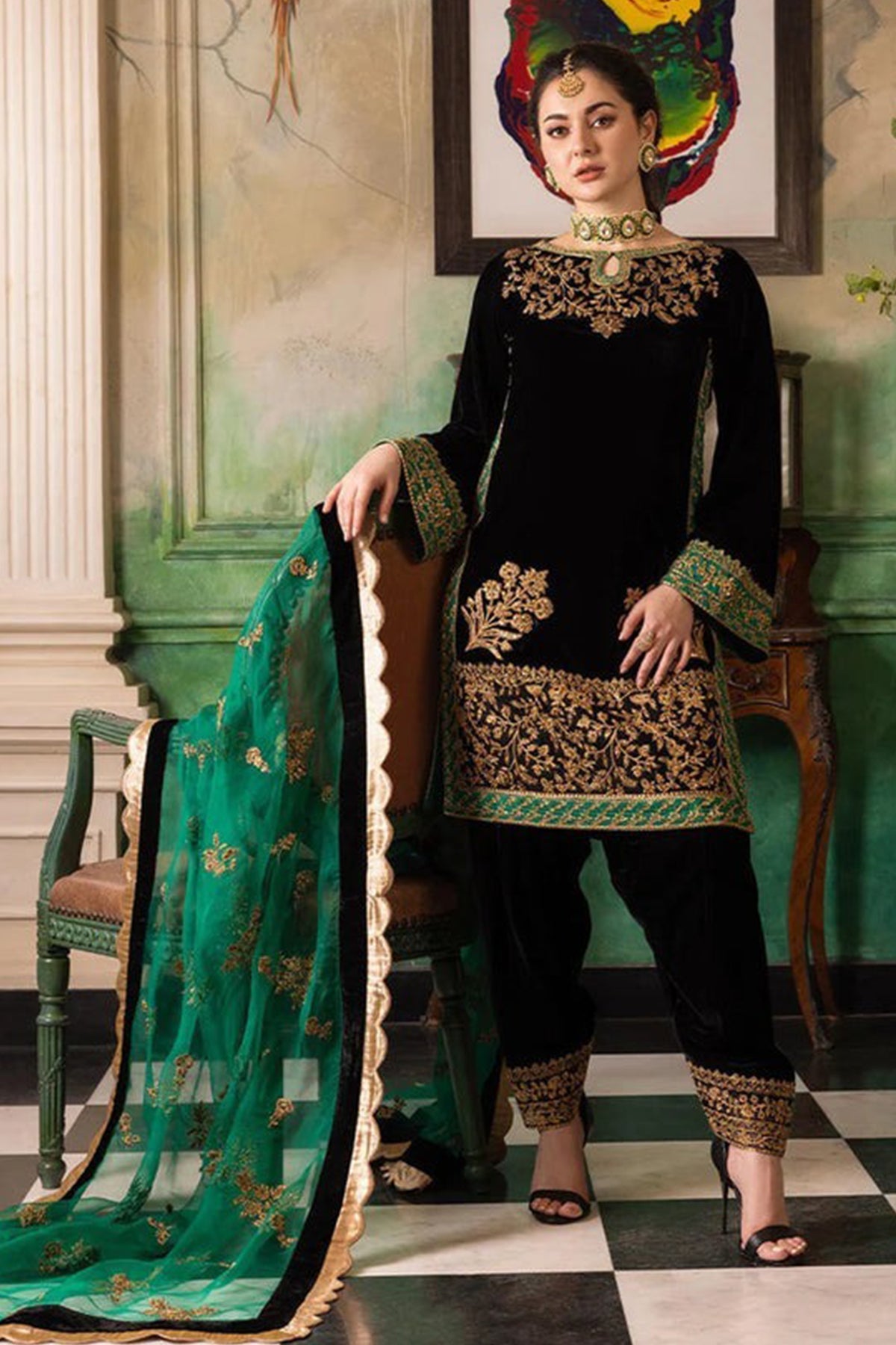 ZN551-Velvet Winter Embroidered 3 Piece Dress With Organza embroidered Dopata