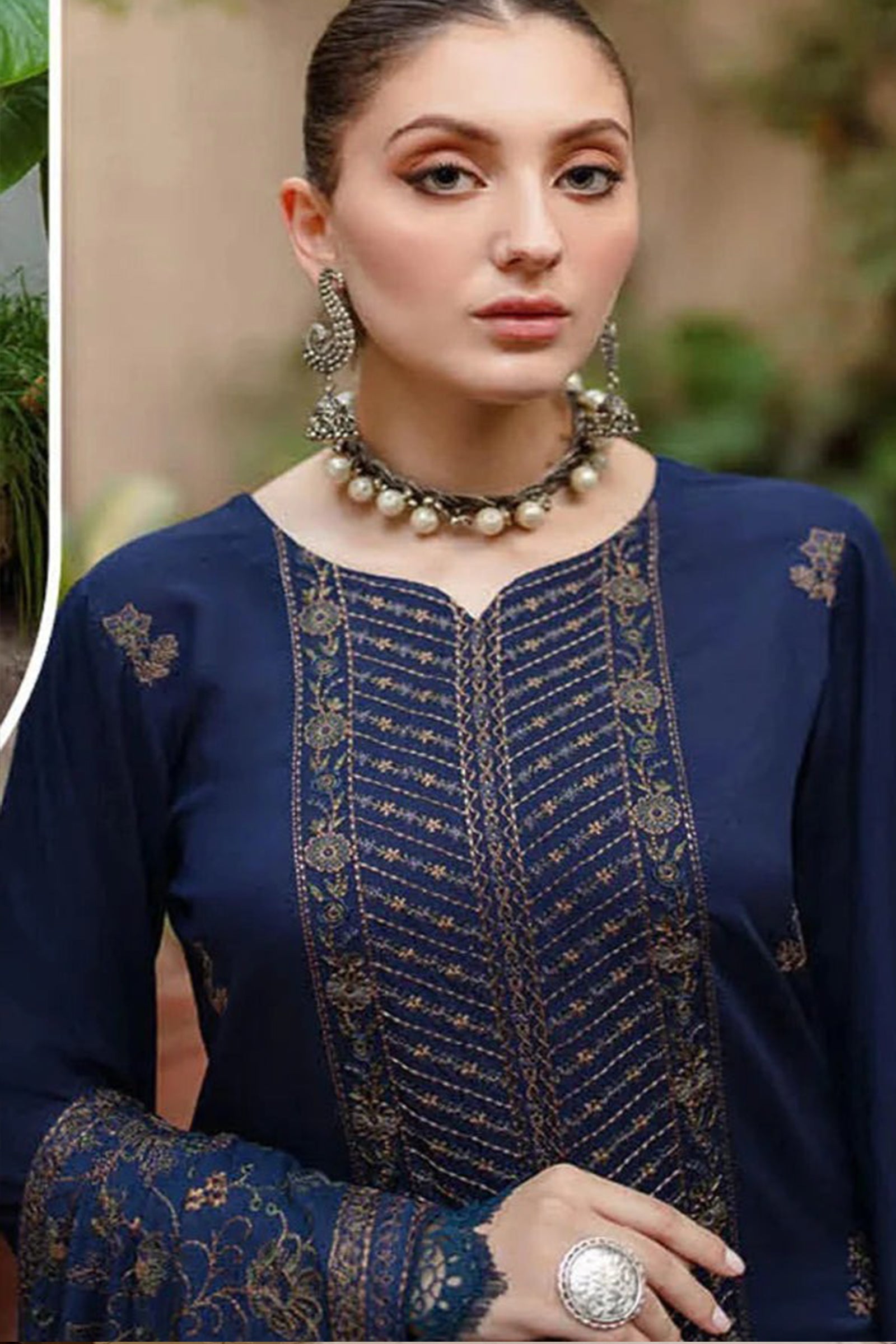 ZN609-WINTER 3PC Embroidered Shirt With Heavy Embroidered Dhanak Shawl