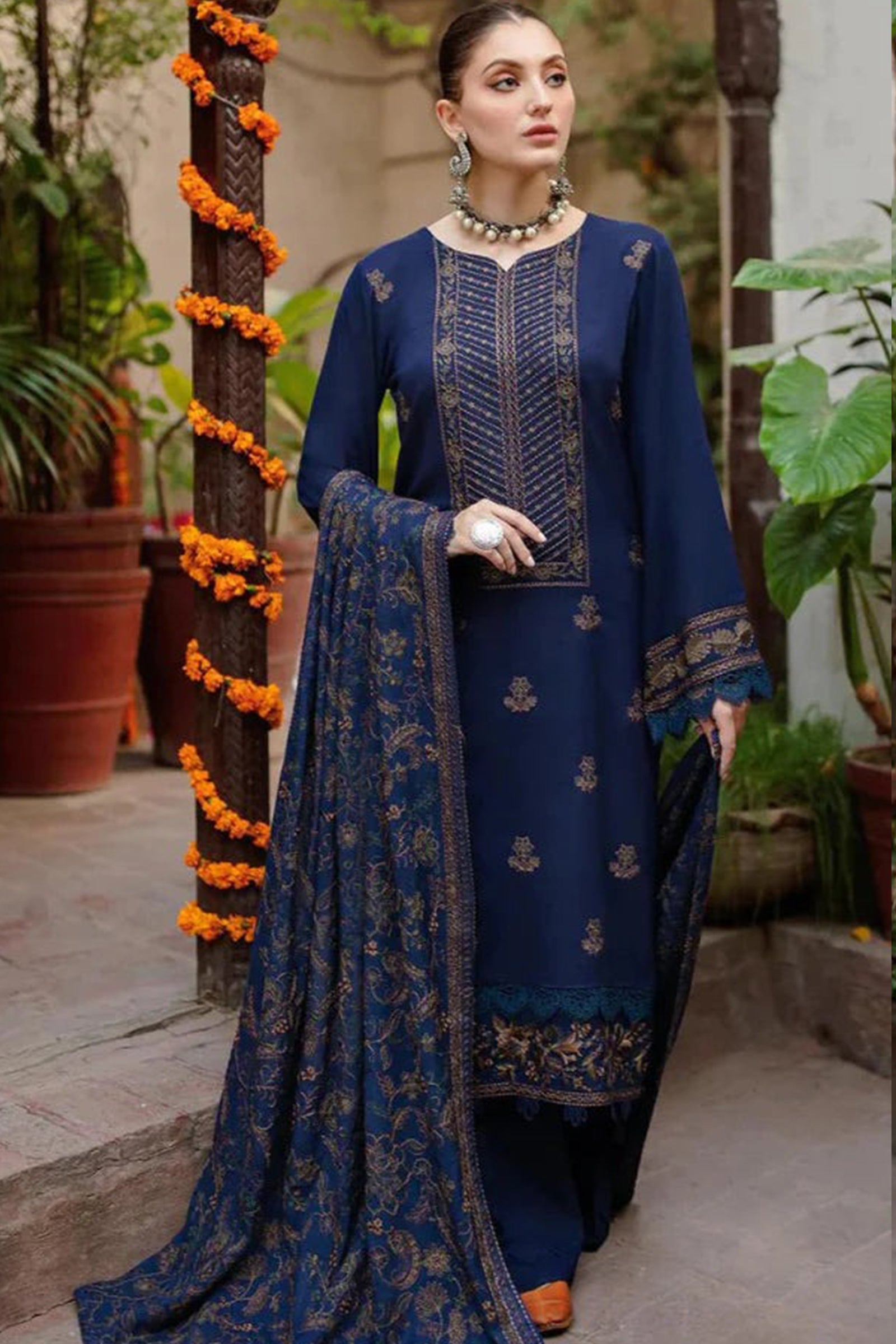 ZN609-WINTER 3PC Embroidered Shirt With Heavy Embroidered Dhanak Shawl
