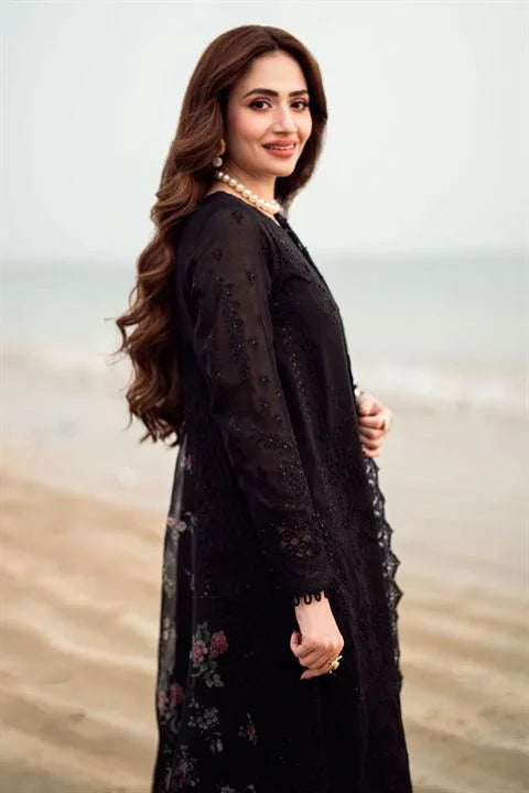 ZN1041 - Nureh 3PC Lawn ChickenKari Embroidered