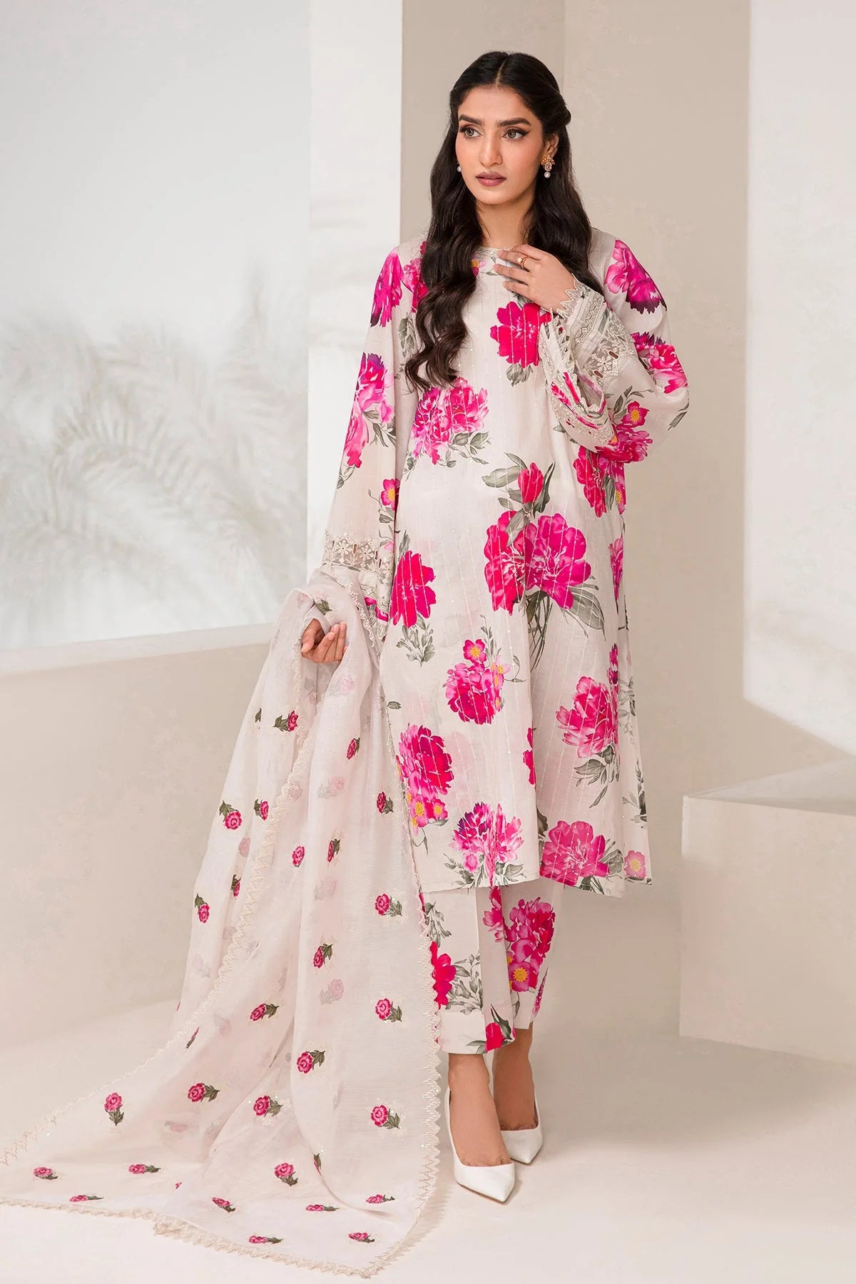 ZN725-SUMMER 3 Piece Unstitched Digital Printed Lawn Suit - Digital Printed Daimond Dupatta