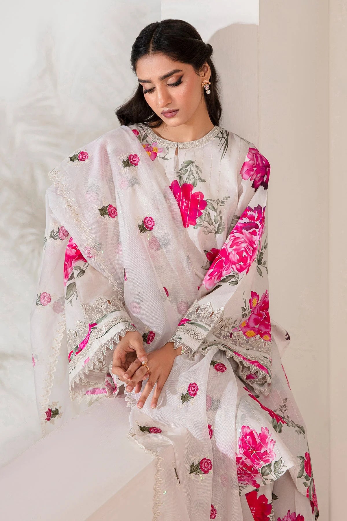 ZN725-SUMMER 3 Piece Unstitched Digital Printed Lawn Suit - Digital Printed Daimond Dupatta