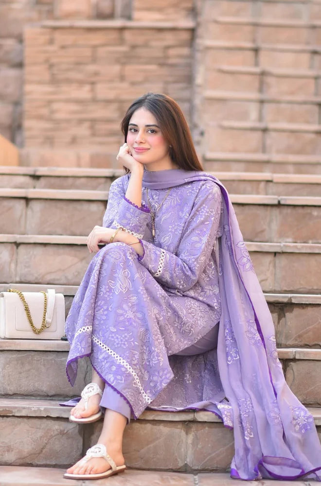 ZN1020 - Breeze 3PC Lawn Embroidered Suit