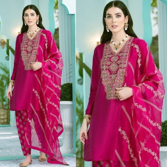 ZN024-Embroidered 3pc Lawn Dress With Chiffon Embroidered Dupatta