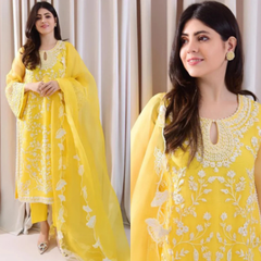 ZN040-3PC Lawn Embroidered Shirt With Organza Embroidered Dupatta
