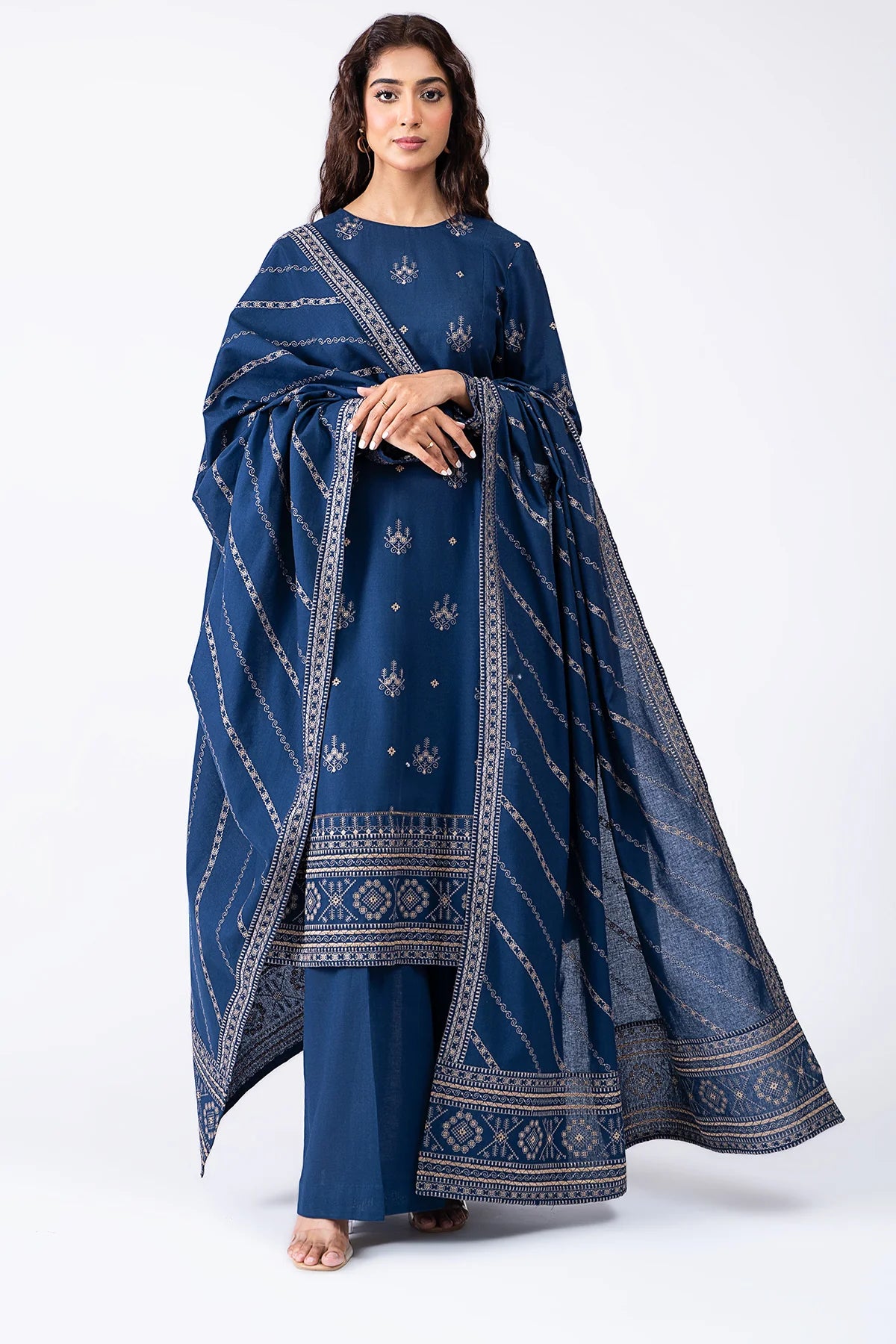ZN578-WINTER 3-Pc Embroidered Dhanak Suit with Heavy Embroidered Dhanak Shawll