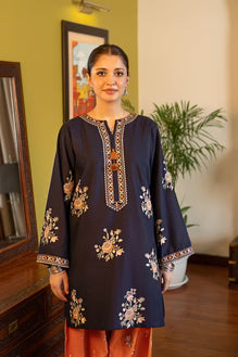 URGE PRET CHAAND 2PC LAWN EMBROIDERED ZN1297