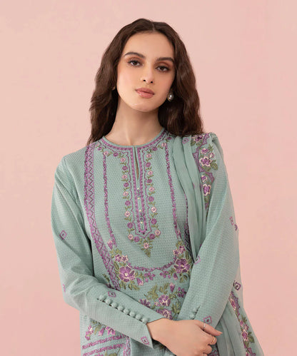 ZN743-SUMMER 3PC Lawn Embroidered Shirt With Chiffon Embroidered Dupatta