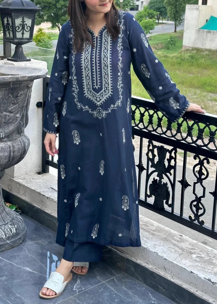 ZN1066 - Urge - 2PC Lawn Embroidered Suit - ZoniyaClothing