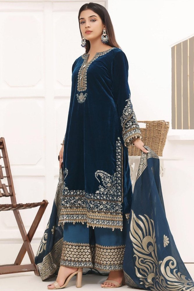 ZN1112 - Winter Asim jofa Velvet Embroidered with Printed organza duppatta Winter Collection - ZoniyaClothing