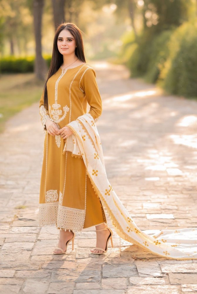 ZN1212 WINTER 3 - Pc Embroidered Dhanak Suit with Heavy Embroidered Dhanak Shawll - ZoniyaClothing