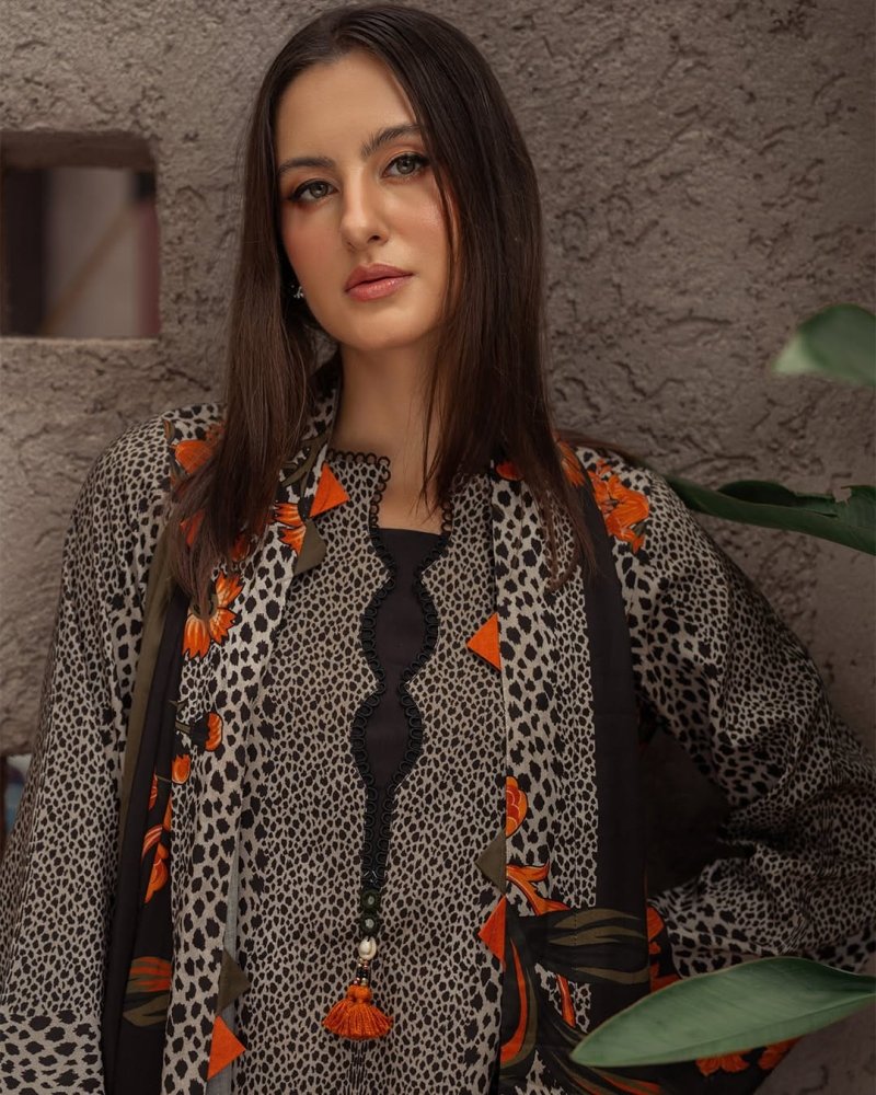 zn1215 Winter 3PC Dhanak all over Printed Suit - ZoniyaClothing