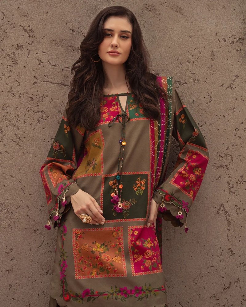 ZN1223 - Charizma - Winter 3PC Karandi Digital Print Dress - ZoniyaClothing
