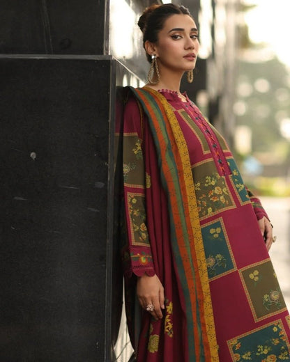 ZN1232 Winter 3PC Karandi Digital Print Dress - ZoniyaClothing