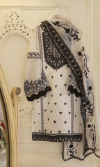 ZN207 - Agha Noor - 3PC Lawn Heavy Embroidered Shirt With Embroidered Bamber Dupatta - ZoniyaClothing