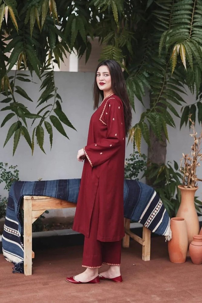 ZN403 - WINTER 3PC Dhanak suit with Embroidered Shawll - ZoniyaClothing
