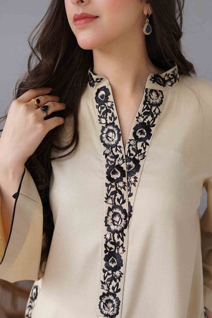 ZN407 - WINTER 3PC Dhanak suit with Embroidered Shawll - ZoniyaClothing