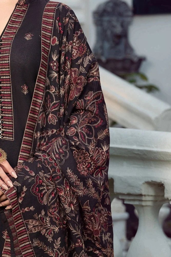 ZN420 Embroidered Dhanak Shawl - ZoniyaClothing