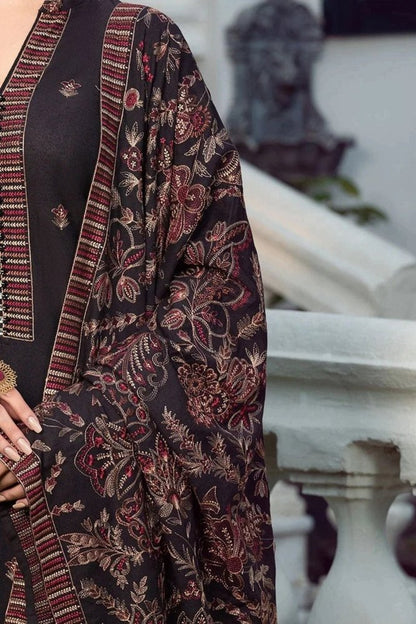 ZN420 Embroidered Dhanak Shawl - ZoniyaClothing
