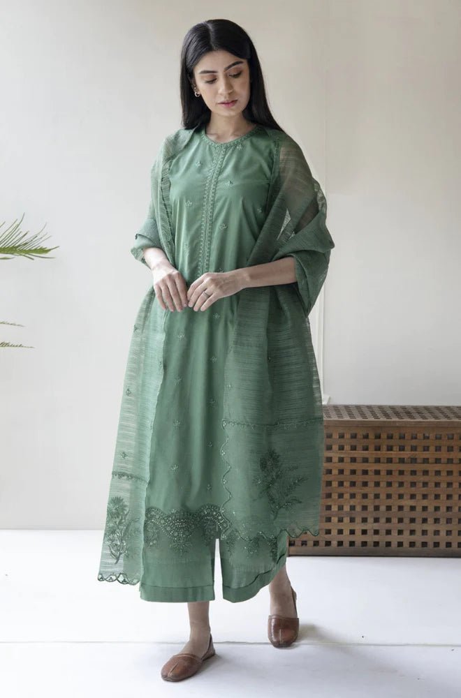 ZN732 - SUMMER 3PC Lawn Embroidered Shirt With Organza Embroidered Dupatta - ZoniyaClothing