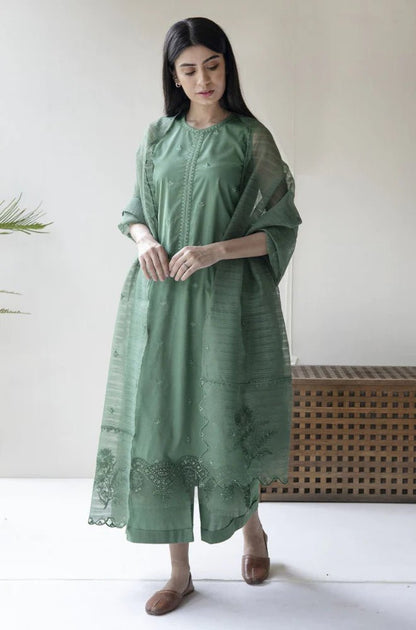 ZN732 - SUMMER 3PC Lawn Embroidered Shirt With Organza Embroidered Dupatta - ZoniyaClothing