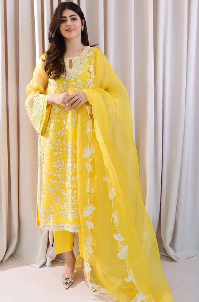 ZN040-3PC Lawn Embroidered Shirt With Organza Embroidered Dupatta